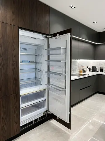 Miele Large Built-in Refrigerator – Spacious Capacity | Premium German Quality