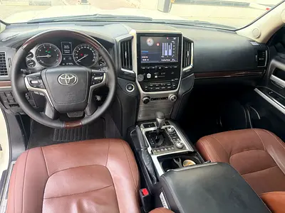 2018 Toyota LAND CRUISER — фото 9