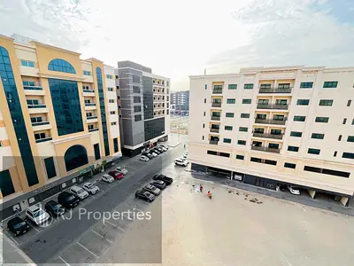 LUXURY AND VERY SPACIOUS 1BHK WITH OPEN VIEW BALCONY WARDROBE WITH FREE PARKING READY TO MOVE JUST