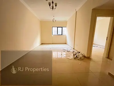 HOT OFFER LUXURY AND VERY SPACIOUS 1BHK WITH FREE PARKING READY TO MOVE JUST 38k