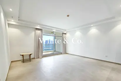 Fully Upgraded | Vacant | Marina Views