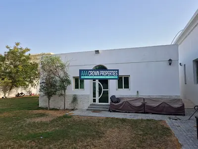 Hot offer ready to move 8 Bhk villa big garden hall majlis in al siyoh