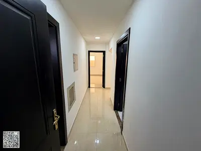 شقة غرفة وصالة مساحات واسعة جدا مع بلكونة  بالمويهات 1 1 حمام قريبة م كل الخدمات **🏡 للإيجار | غرفة وصالة في المويهات 1 – عجمان**  ✨ فرصة مميزة للسكن