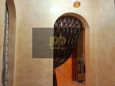 متاح فيلا 3 غرف مع ملحق كبير و حوش في السلمه الصيانة علي المالك