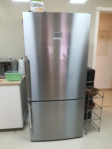 Bosch brand series 6 latest model 680 liters capcity like new condition bottom fridge freezer