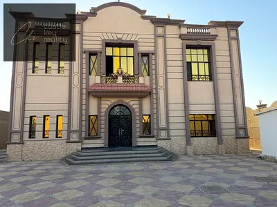 فيلا فاخرة للإيجار في مجمع سكني خاص بدون جيران
