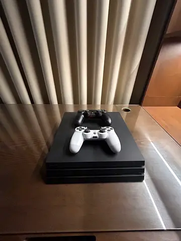 PS4 PRO