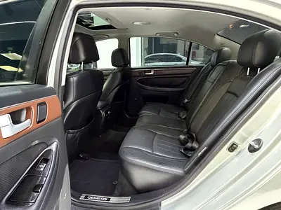 2014 Hyundai GENESIS — фото 7