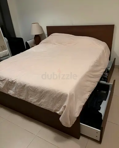 Ikea malm king bed with ikea mattress like new 180*200