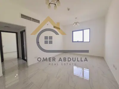 LIKE A BRAND NEW 2BHK! FAMILY S ONLY-|