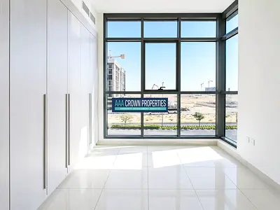 1 MONTH FREE // LAVISH 3-BHK WITH MAIDROOM //