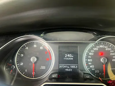 2013 AUDI A4 缩略图 8