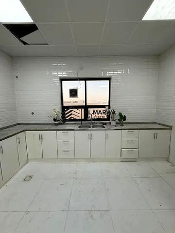 Huge 4 Bedroom's Villa with Big Open yard Space