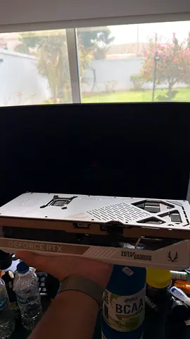 ZOTAC RTX 5080 SOLID OC White Edition