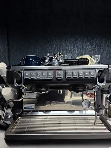 Nuova Simonelli Appia Life Compact 2 Group Volumetric COFFEE MACHINE CLEAN CARD ACCEPTED