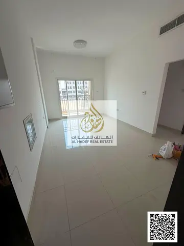 🌟 شقة غرفة وصالة ممتازة مع بلكونة وإطلالة على الشارع | العالية (تاني ساكن / خروج سريع لـ E311)