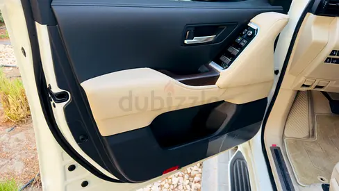 2026 Toyota Land Cruiser GXR — zdjęcie 10