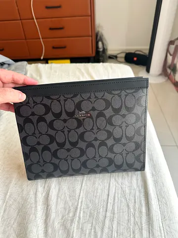 Men pouch