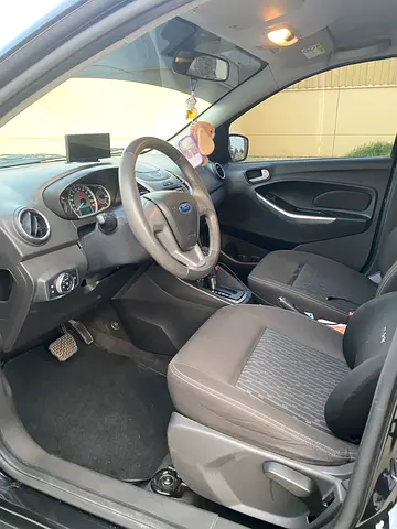 2016 FORD FIGO 照片 16