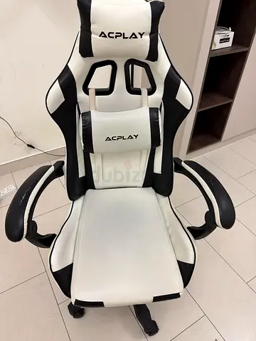 White & Black ACPLAY Gaming/Office Chair - Good Condition