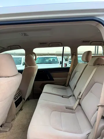 2019 Toyota LAND CRUISER — фото 10