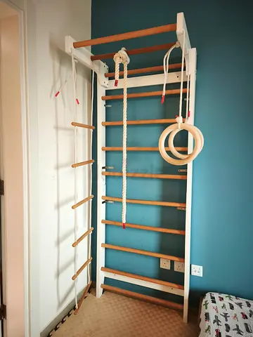 Swedish Ladder Gym. Brand: Ezzro middle east. Includes climbing bars, a rope, gym.