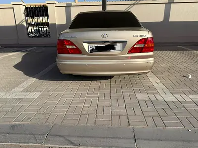 2001 Lexus LS-SERIES 照片 3