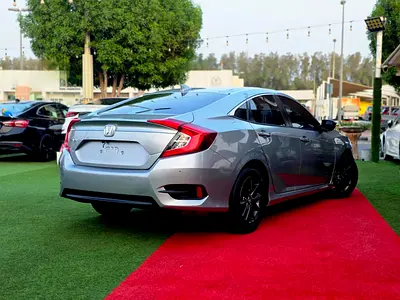 صورة 2 لـ 2021 Honda CIVIC