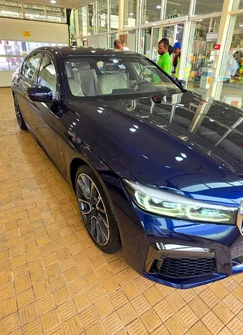 BMW 7-Series 730i 2021 | GCC Specs | Low Mileage | Excellent Condition