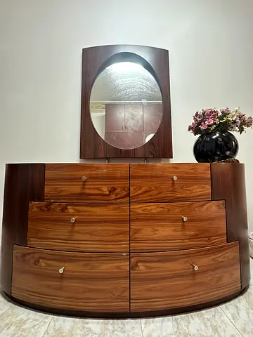 *Urgent Sale* Matching Dressing table and two side tables