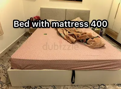 King size bed with mattress