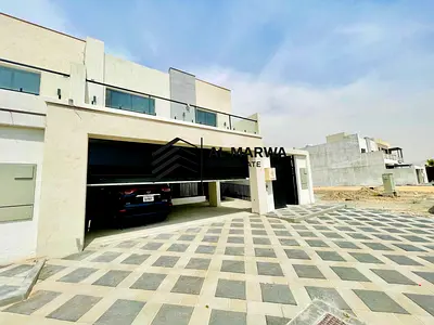 Best offer 5bhk townhouse for rent just 155k