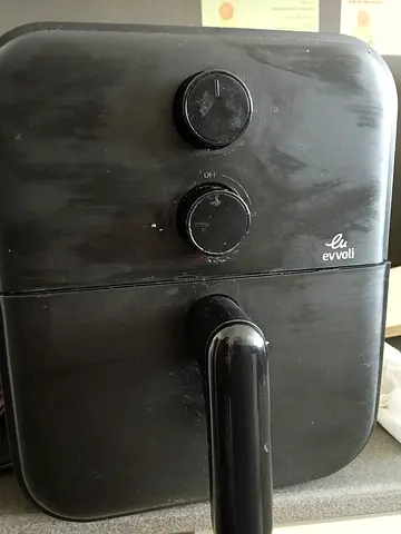 Urgently selling airfryer