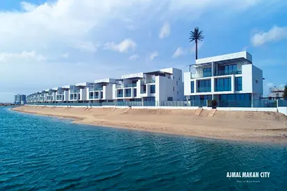 Ready l Beach access l Freehold l 70%over 5Years