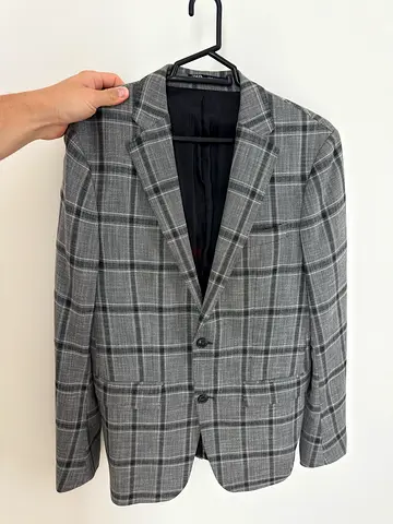Grey Plaid Men's Blazer - Size USA 40 perfect Condition