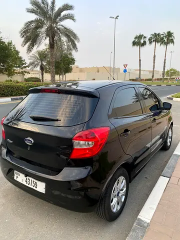 2016 FORD FIGO 照片 5