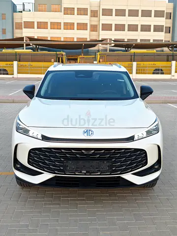 MG HS 2025 | GCC Specs | Under MG Warranty till 2031 | Free MG Services till 2028 | Original Paint |