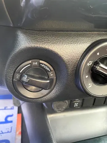 2025 Toyota HILUX 照片 9