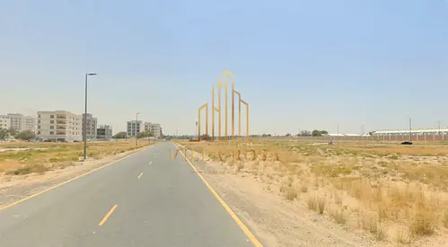 أرض للبيع نسق ثاني بموقع مميز