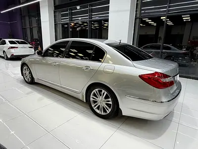 2014 Hyundai GENESIS — фото 6