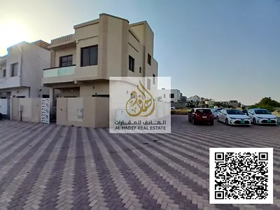 🌟 Prime Corner 5BR Villa + Private Yard & Maid’s Room | Al Yasmeen (Second Occupancy)