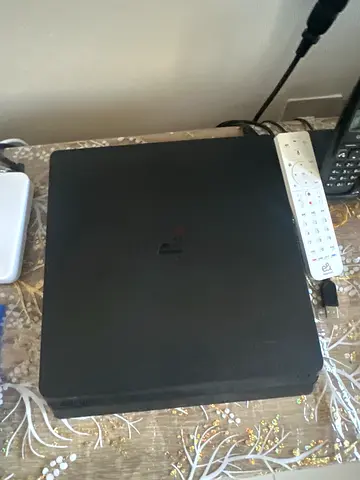 Sony PlayStation 4 Slim console - used, working