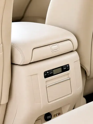 2015 Infiniti QX80 — фото 15