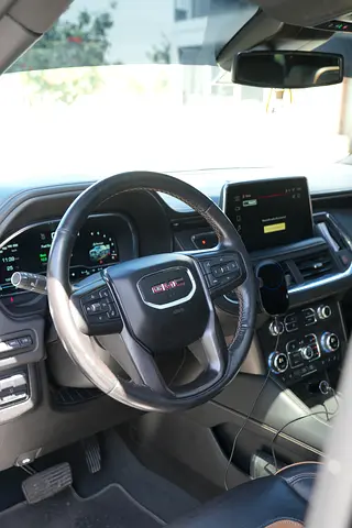 2023 GMC YUKON — миниатюра 5