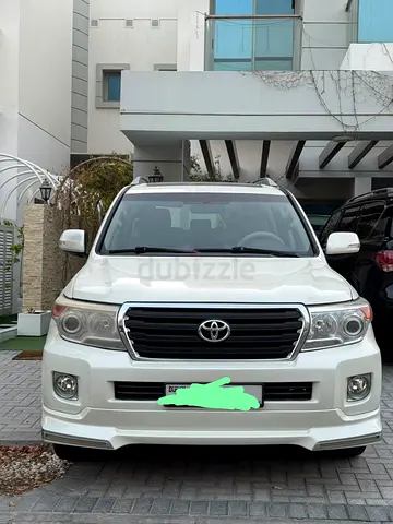 Toyota Land Cruiser GXR 2012 | GCC Specs | Reliable V8 Performance