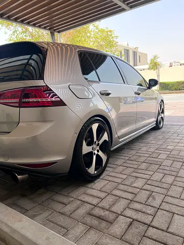 صورة 6 لـ 2015 Volkswagen GOLF GTI