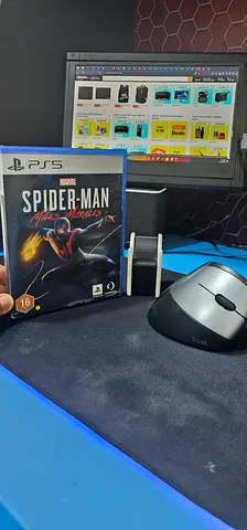 Spider-Man: Miles Morales - PS5 With PS5 controller Stand