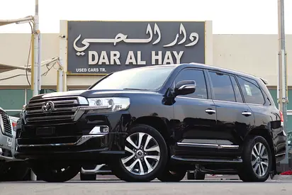 Toyota Land Cruiser VXR 2016 5.7