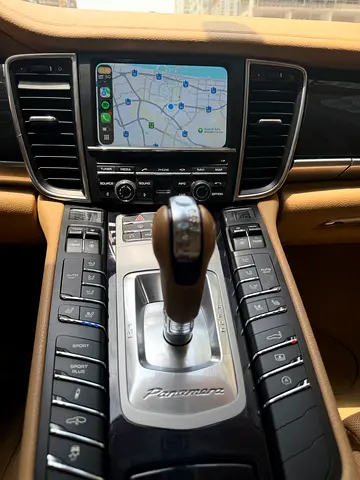 2012 Porsche PANAMERA 缩略图 6