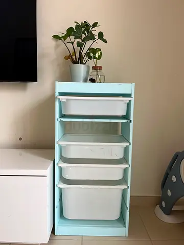 IKEA - TROFAST Light blue multi-drawer plastic storage organizer with 4 boxes